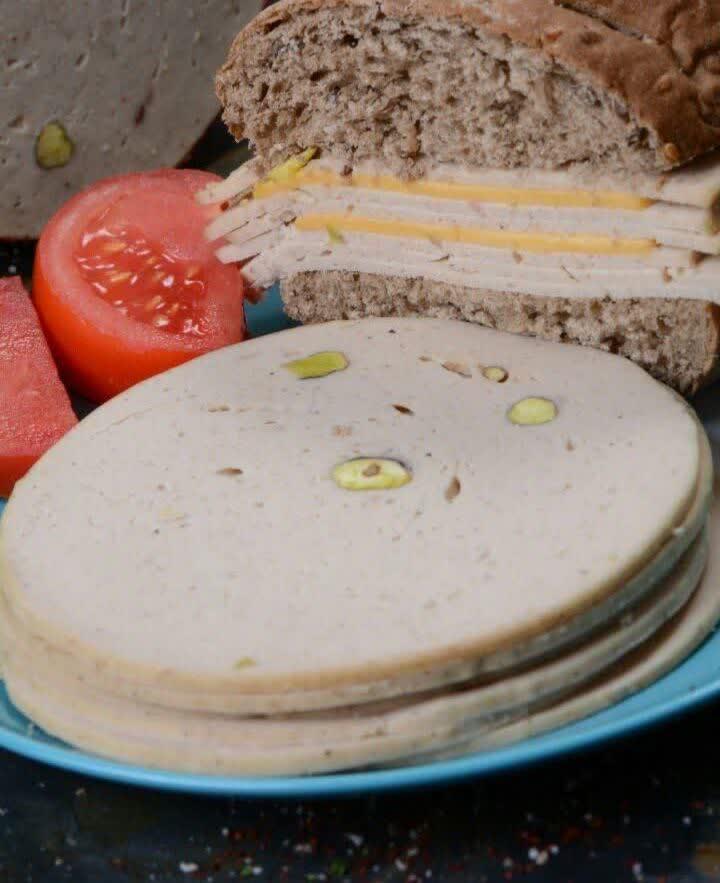 کالباس هیزمی(دودی) بوقلمون